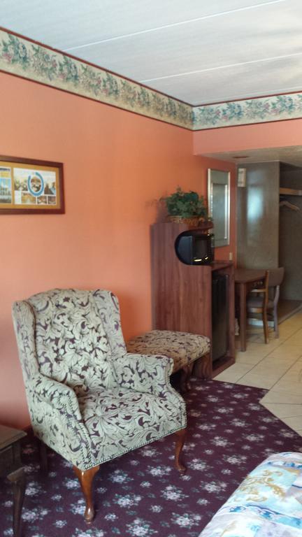 Manor Motel Minooka Екстер'єр фото