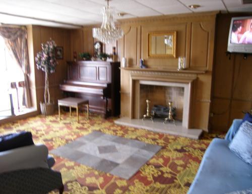 Manor Motel Minooka Екстер'єр фото
