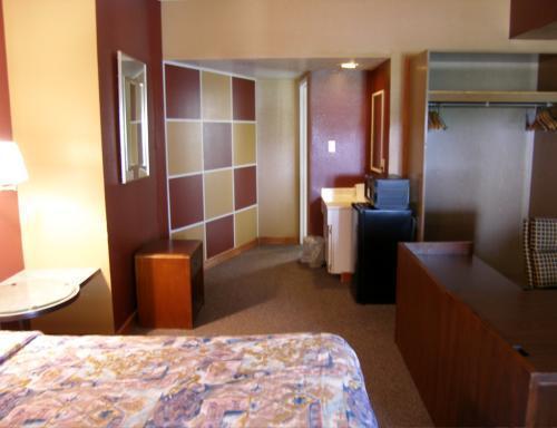 Manor Motel Minooka Екстер'єр фото